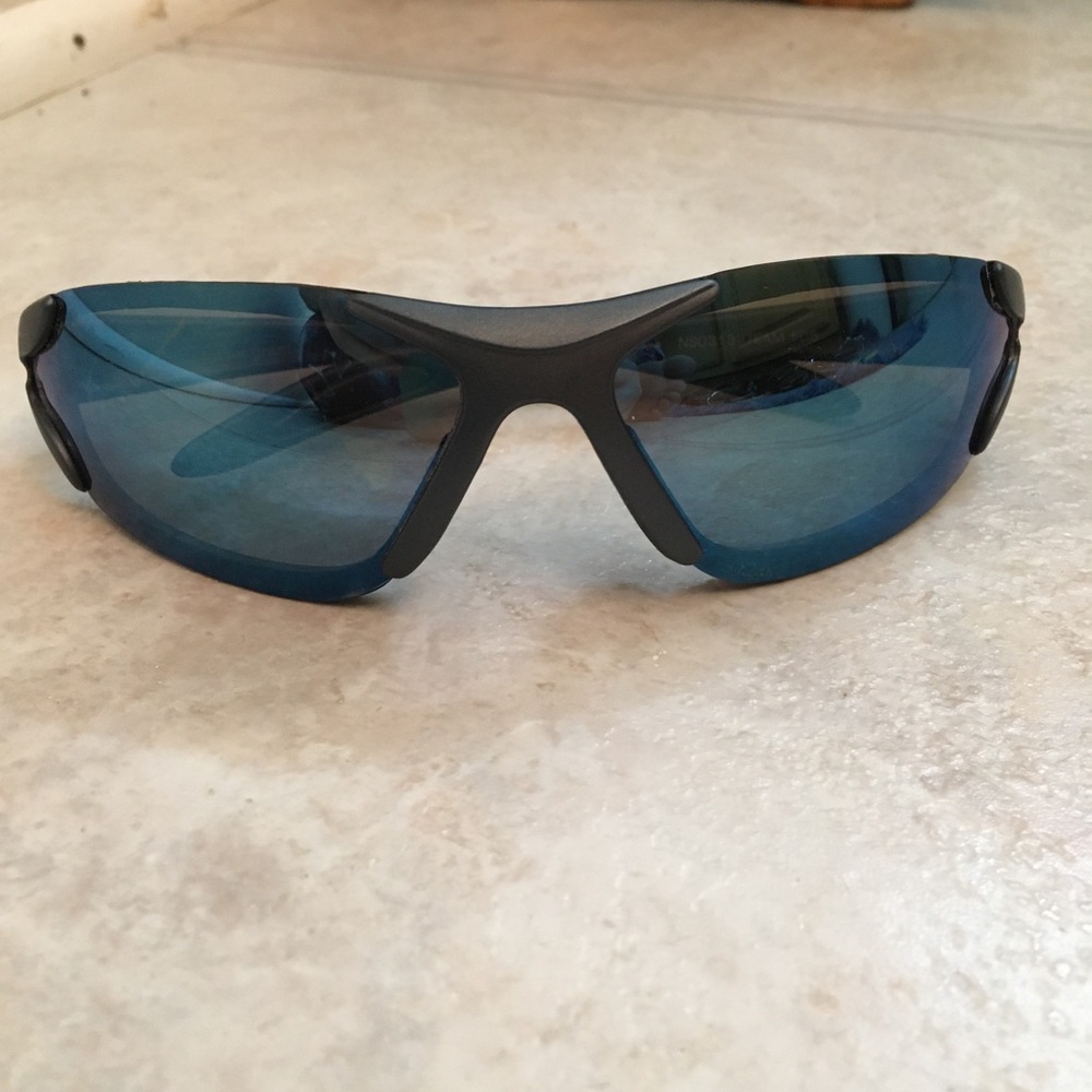 Blue lens sunglasses